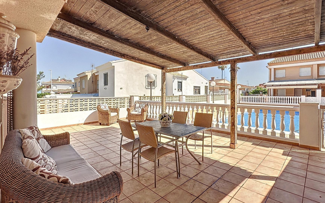 Casa con piscina en Sueca