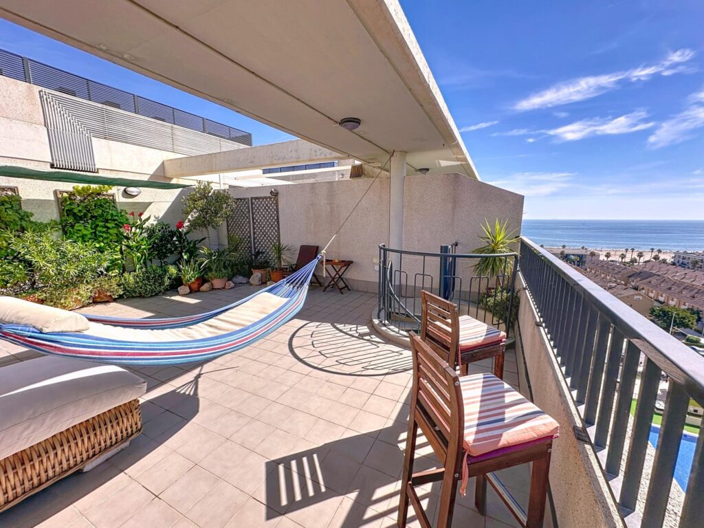 Terraza Ático dúplex en venta en la Patacona