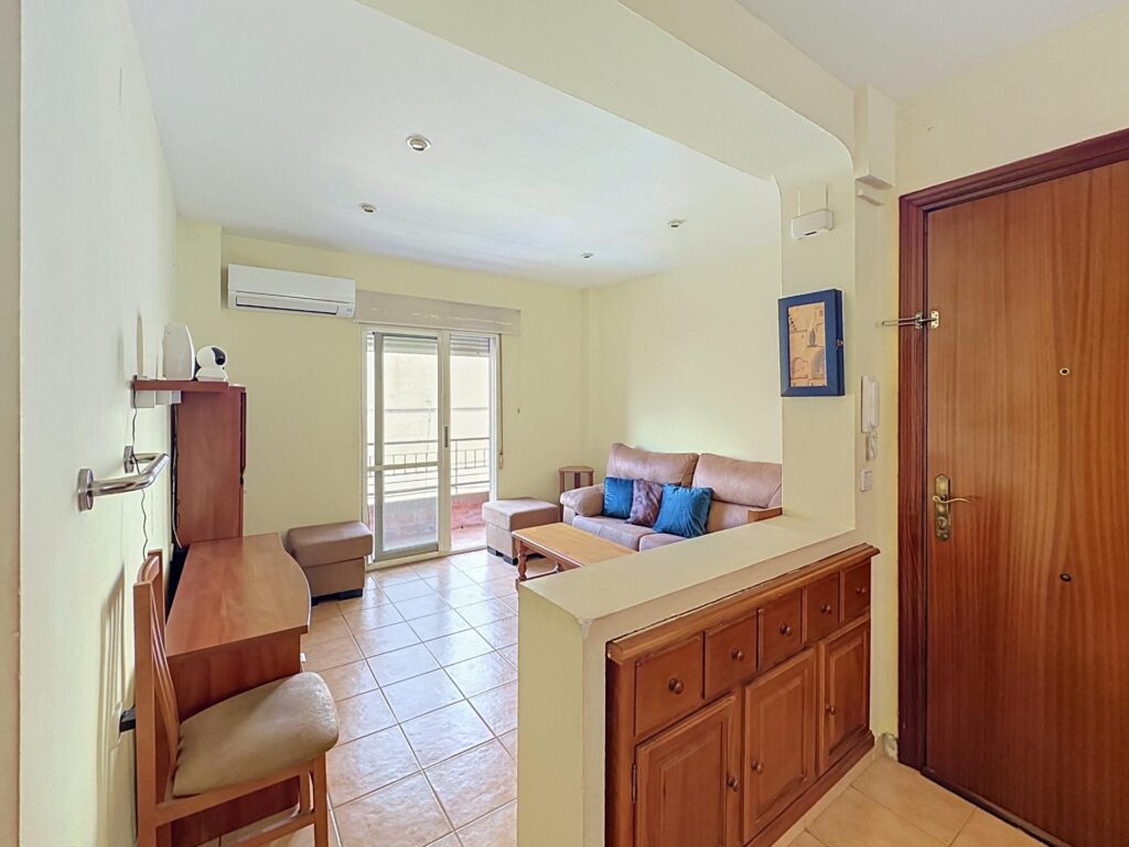 Salón Piso en venta cerca de la plaza de Benimaclet