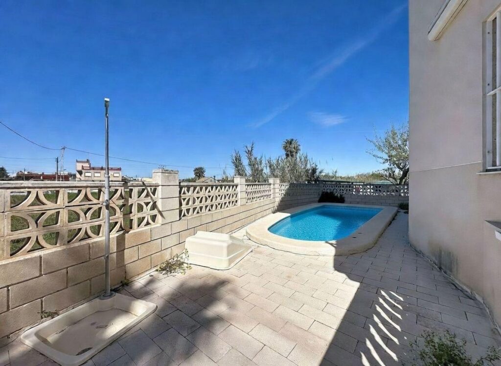 piscina apartamento en venta en Mareny de Barraquetes